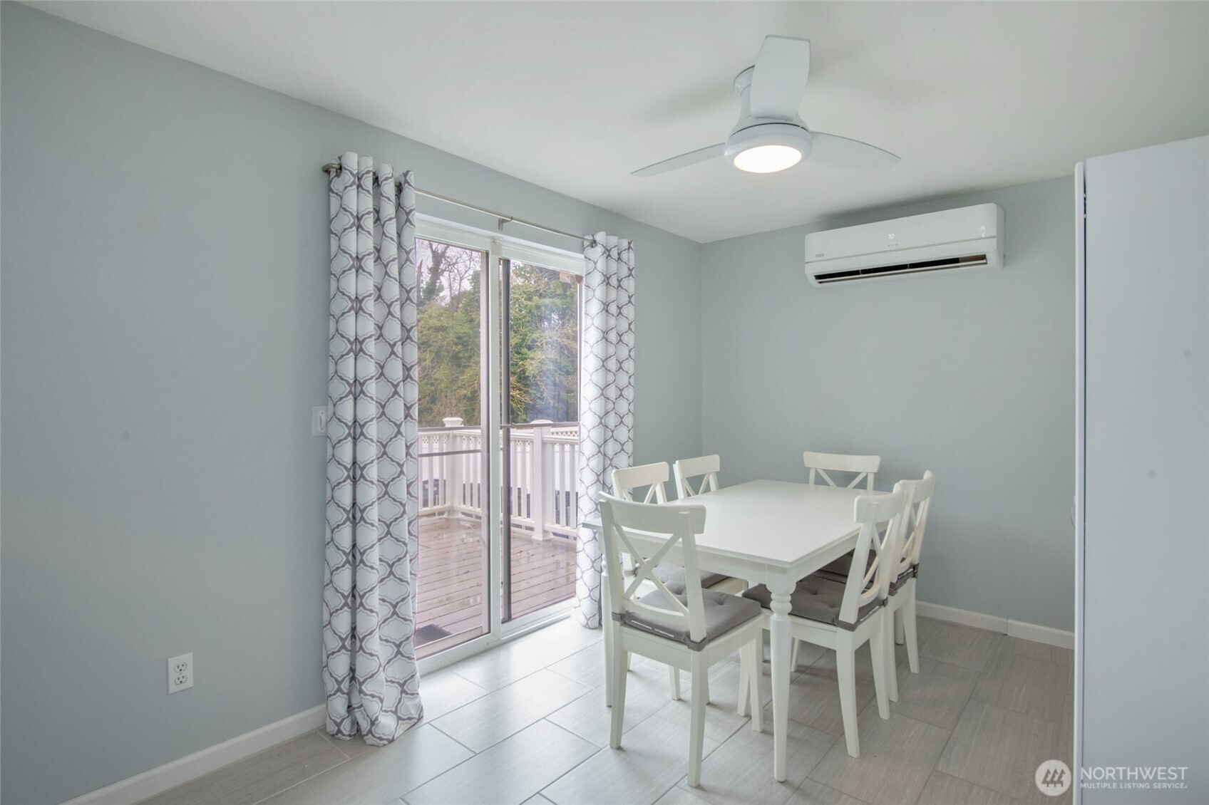 4348 E E Street , Tacoma, WA 98404