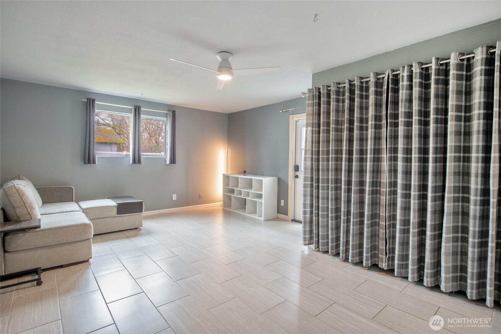 4348 E E Street , Tacoma, WA 98404