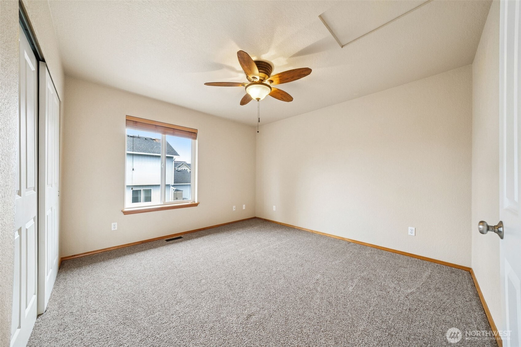 2951 Campus Prairie Loop NE, Lacey, WA 98516