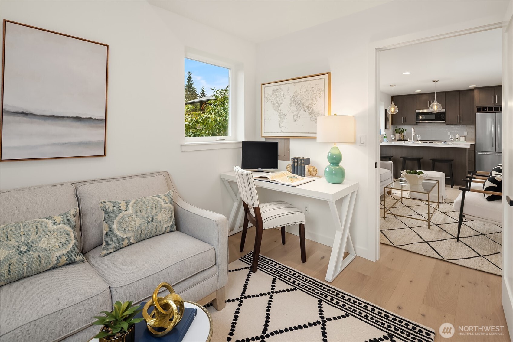 7521 12th Avenue NW, Seattle, WA 98117