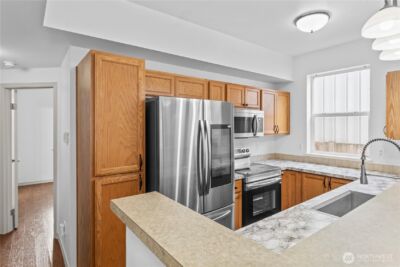 11203 6th Avenue E, Tacoma, WA 98445 - Photo 13