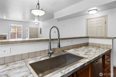 11203 6th Avenue E, Tacoma, WA 98445 - Photo 15