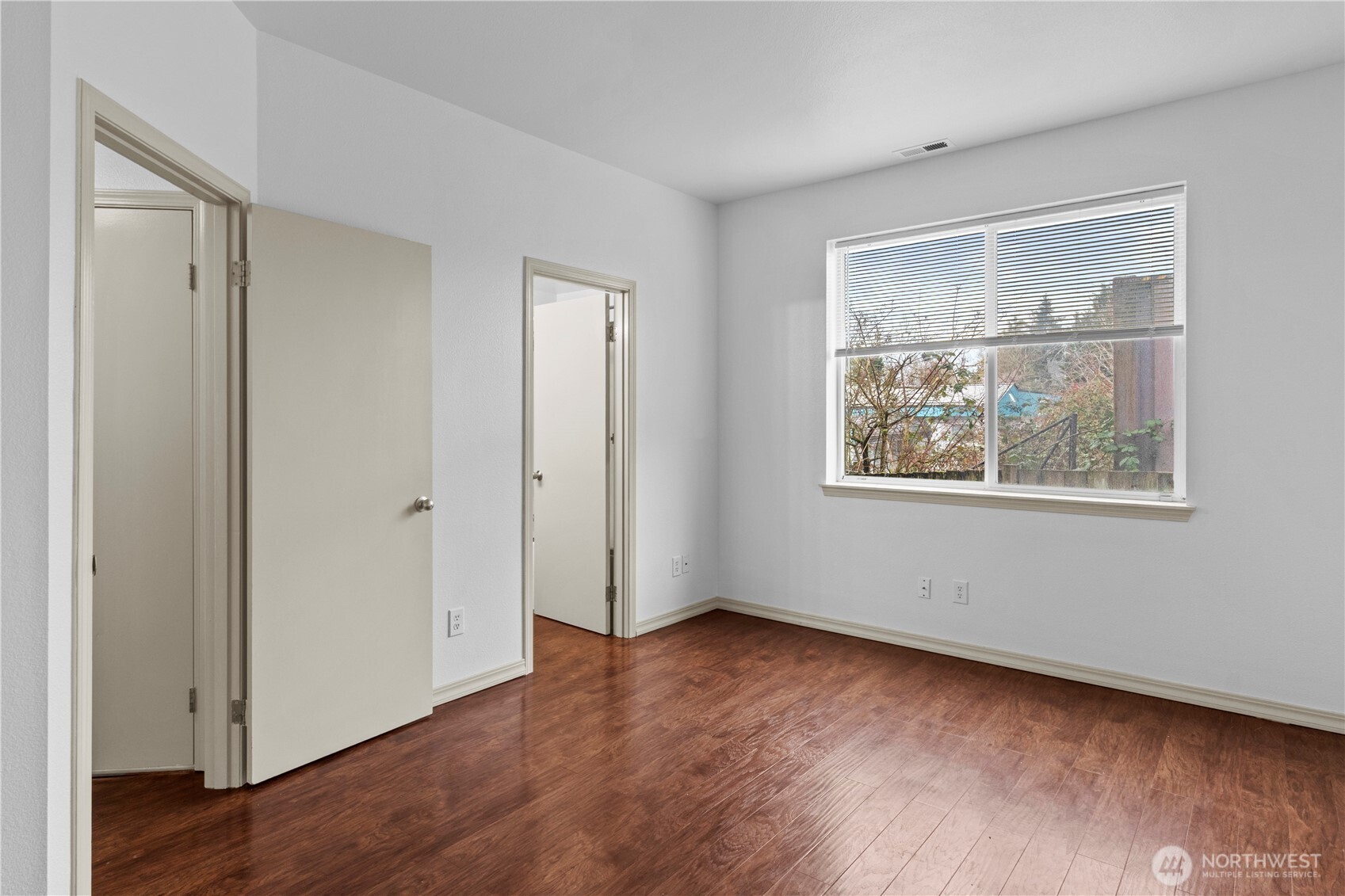 11203 6th Avenue E, Tacoma, WA 98445