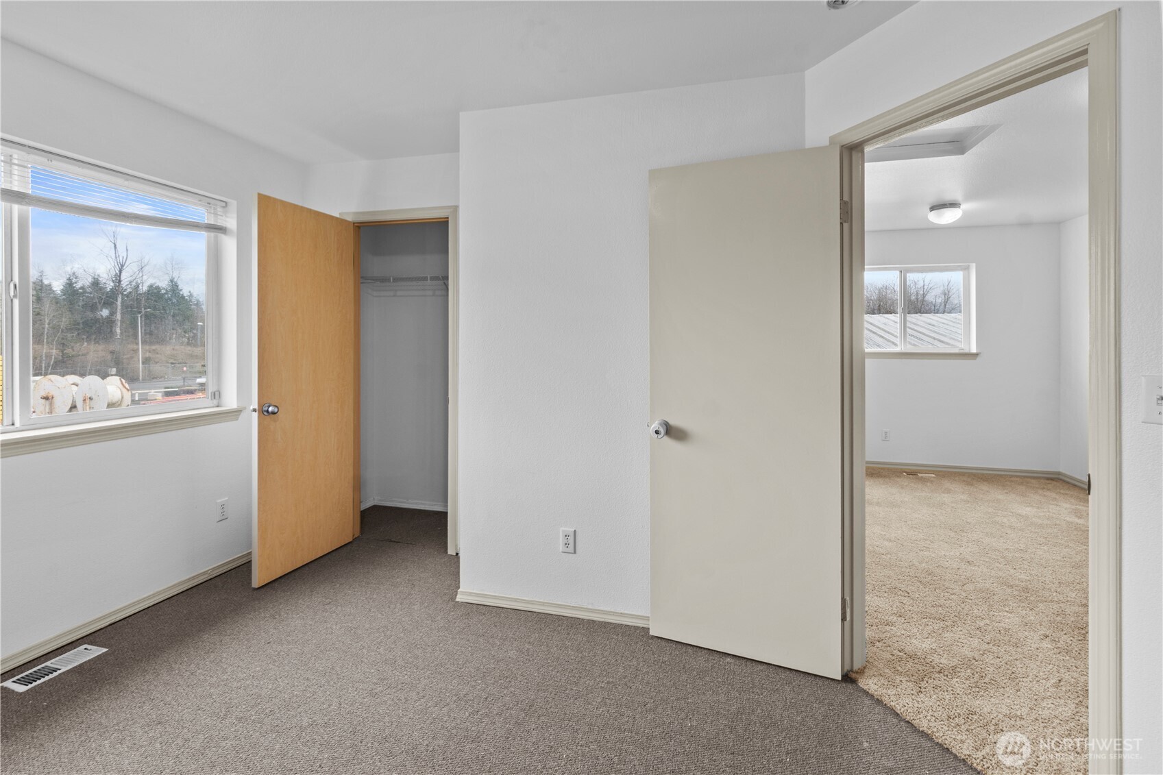 11203 6th Avenue E, Tacoma, WA 98445