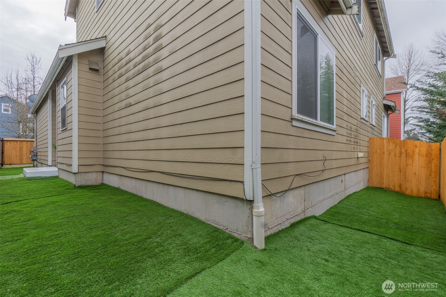 11203 6th Avenue E, Tacoma, WA 98445