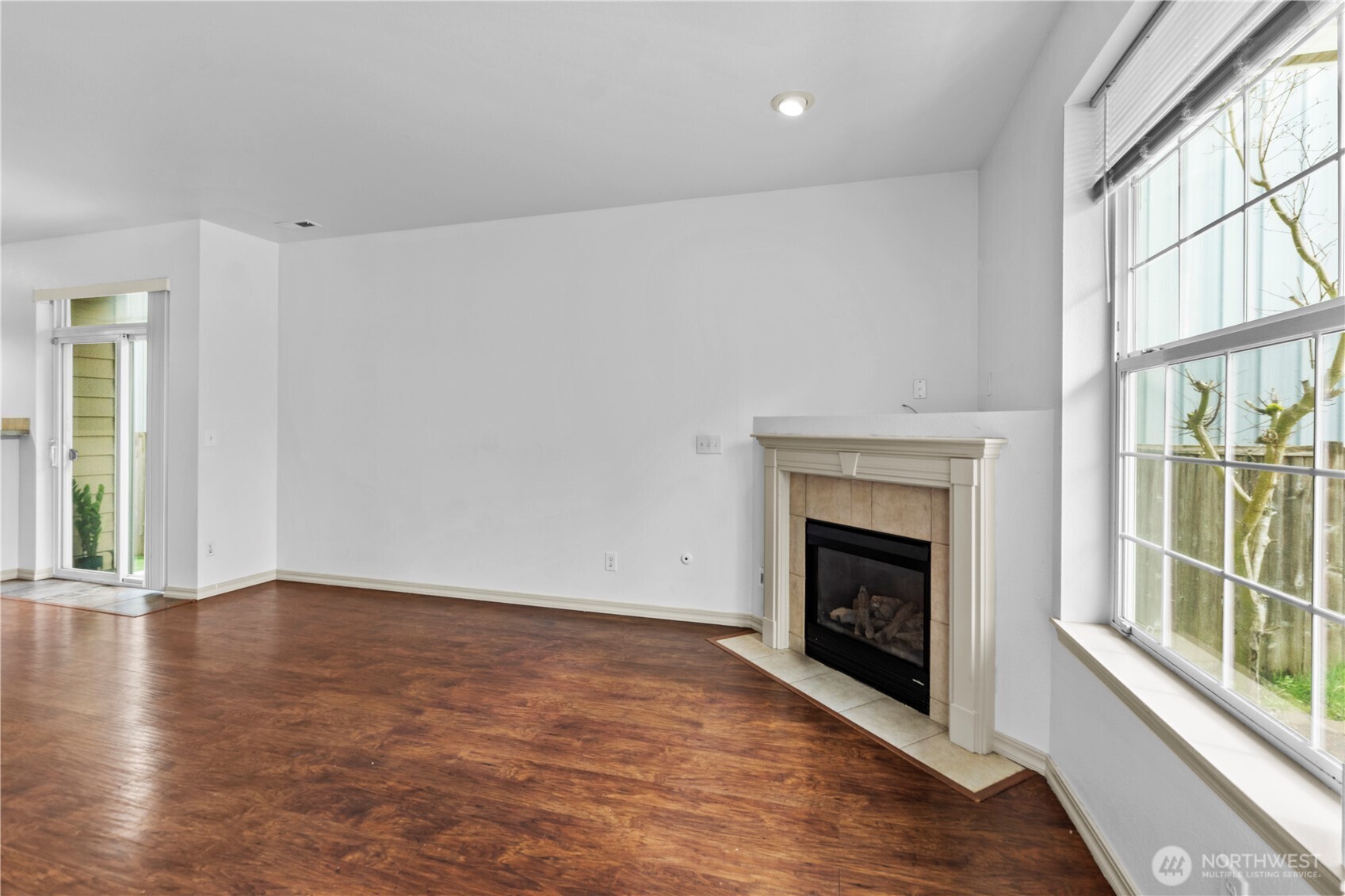 11203 6th Avenue E, Tacoma, WA 98445