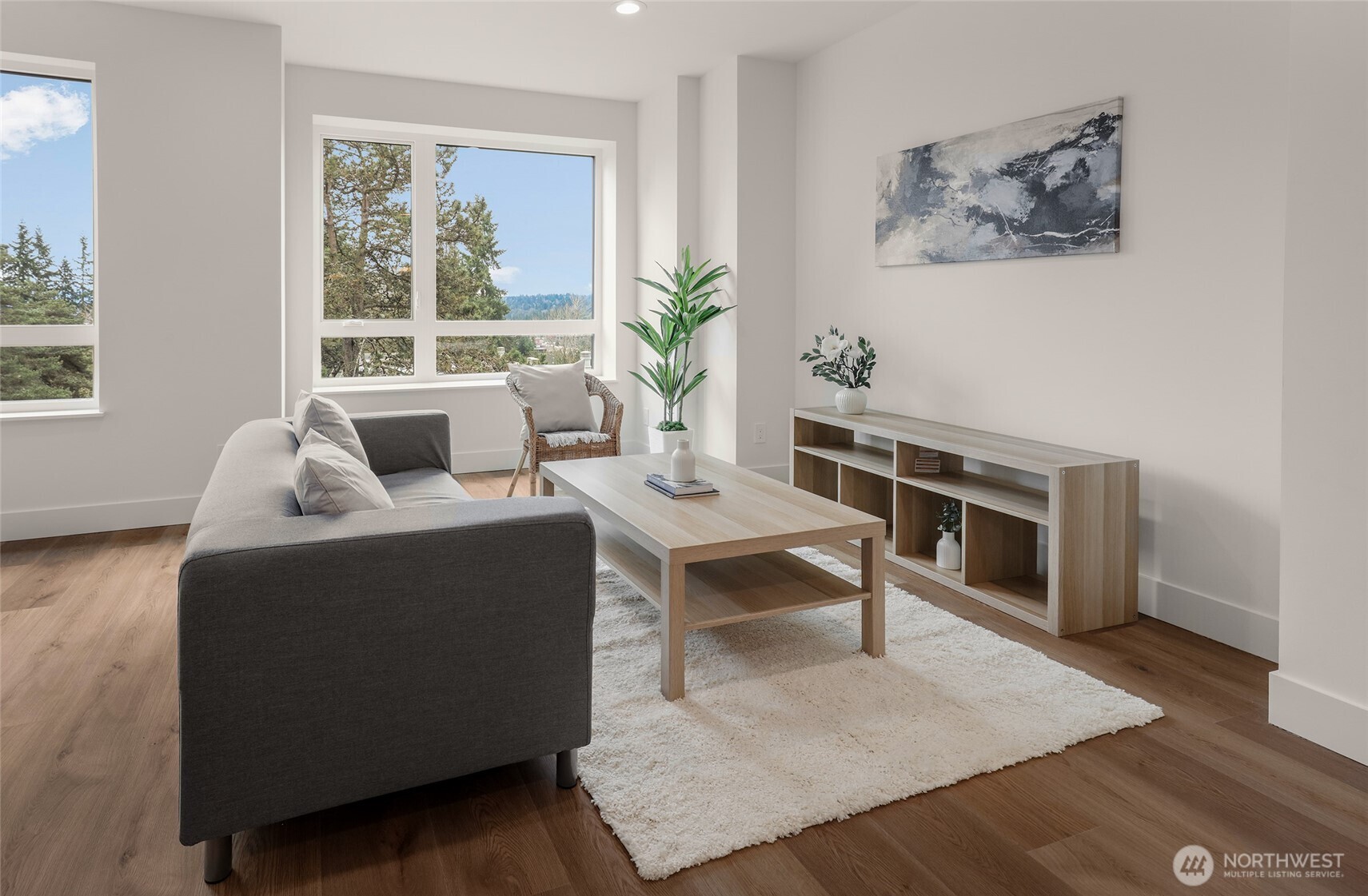 8923 166th Ave NE #103, Redmond, WA 98052