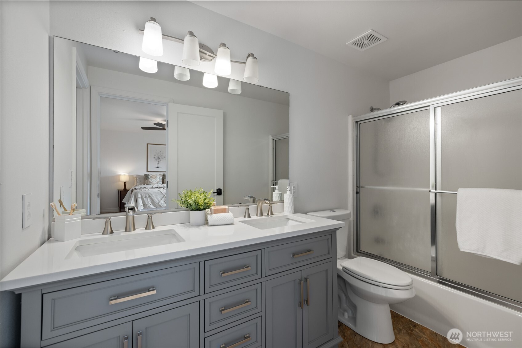 8632 S Asotin Street , Tacoma, WA 98444