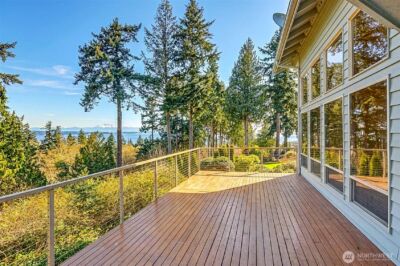 2710 Viewcrest Avenue , Everett, WA 98203 - Photo 16