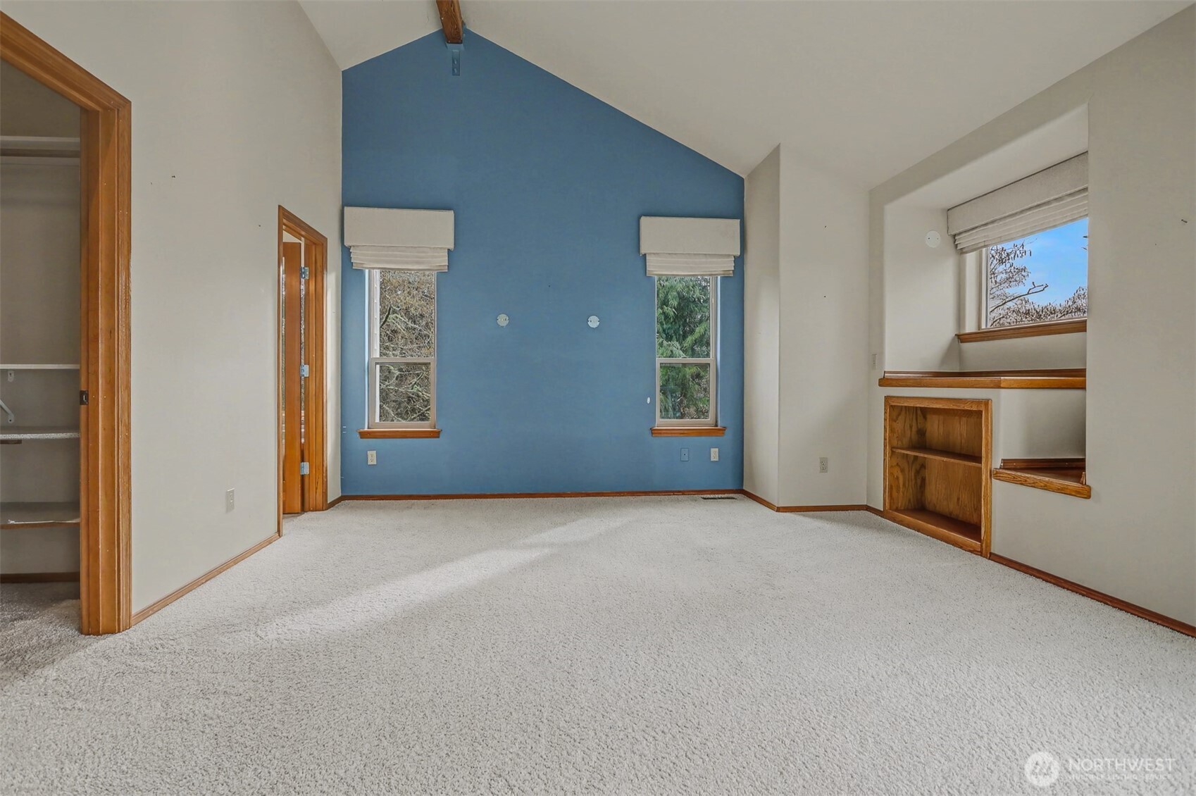 2710 Viewcrest Avenue , Everett, WA 98203