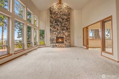 2710 Viewcrest Avenue , Everett, WA 98203 - Photo 9