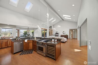 1231 Broad Street , Bellingham, WA 98229 - Photo 9