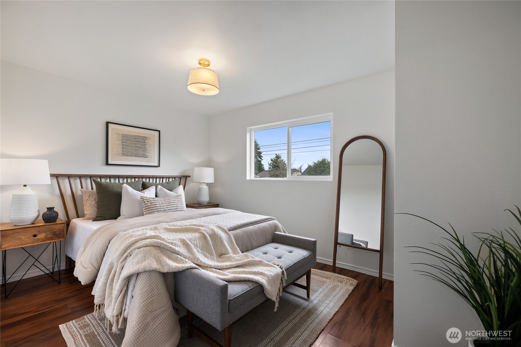 4917 N Vassault Street , Tacoma, WA 98407