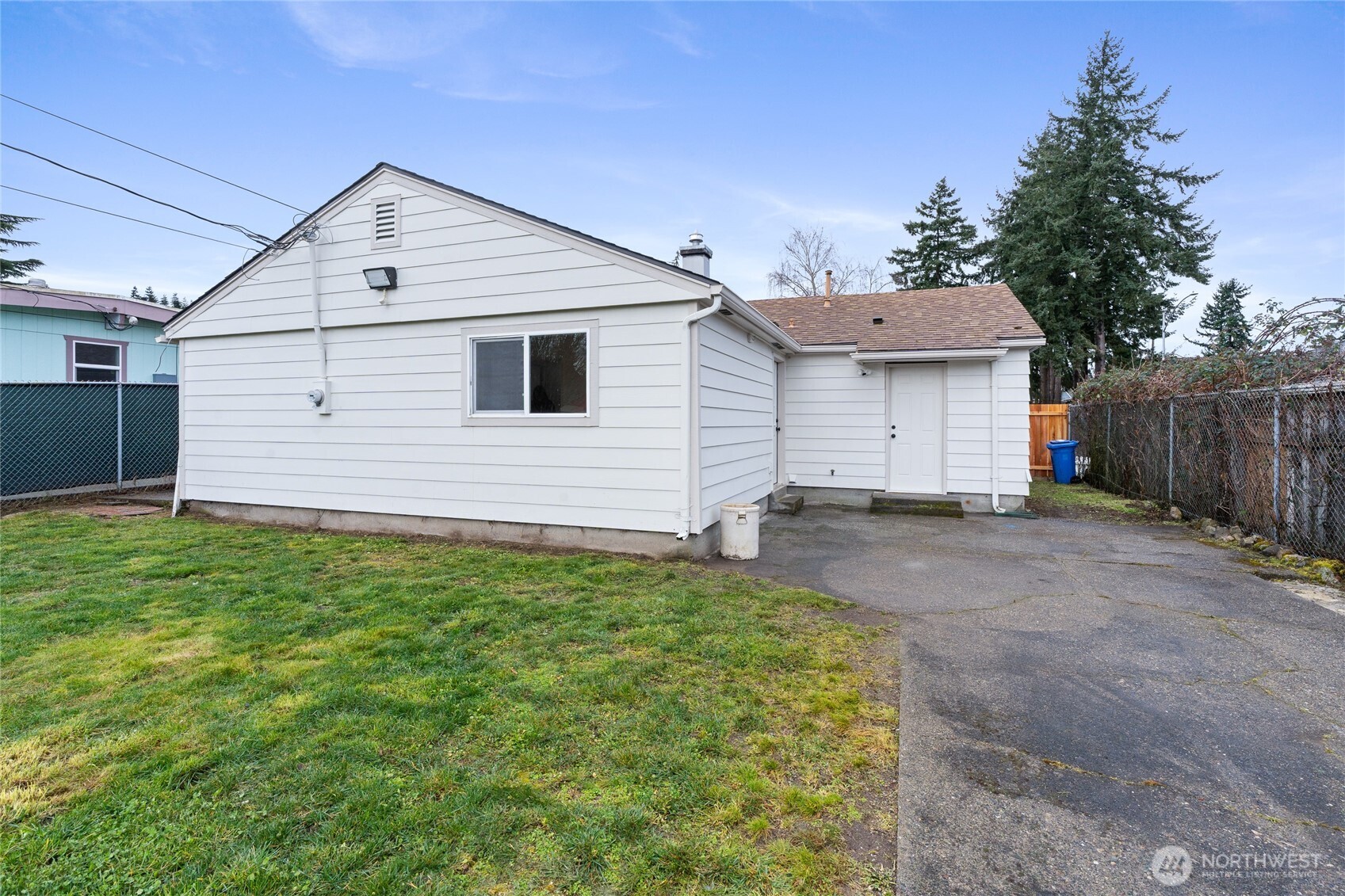 4917 N Vassault Street , Tacoma, WA 98407