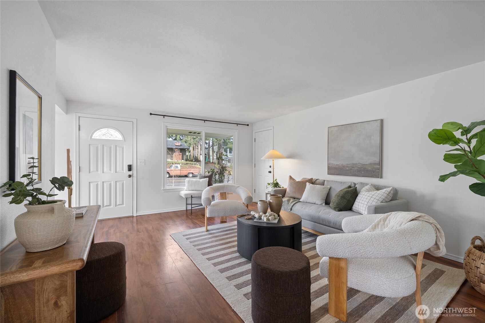 4917 N Vassault Street , Tacoma, WA 98407