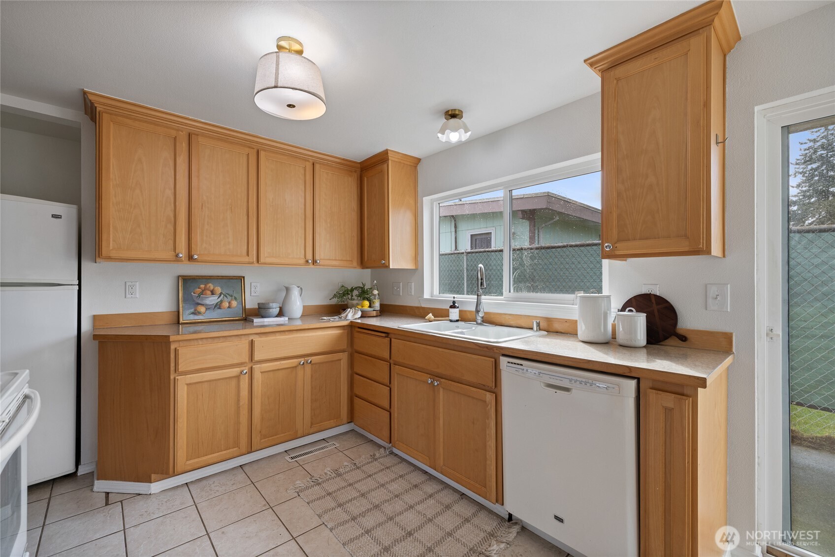 4917 N Vassault Street , Tacoma, WA 98407