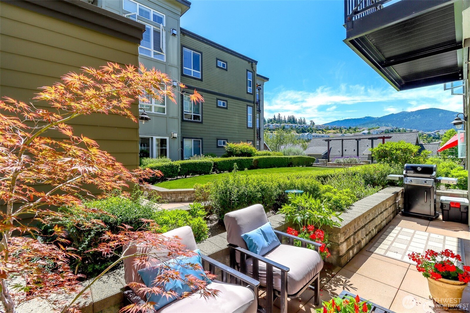 1840 25th Avenue NE #204, Issaquah, WA 98029