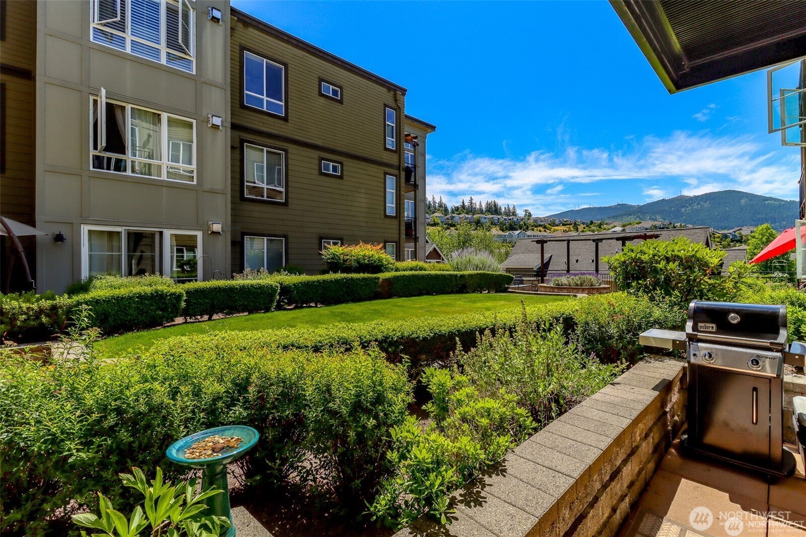 1840 25th Avenue NE #204, Issaquah, WA 98029