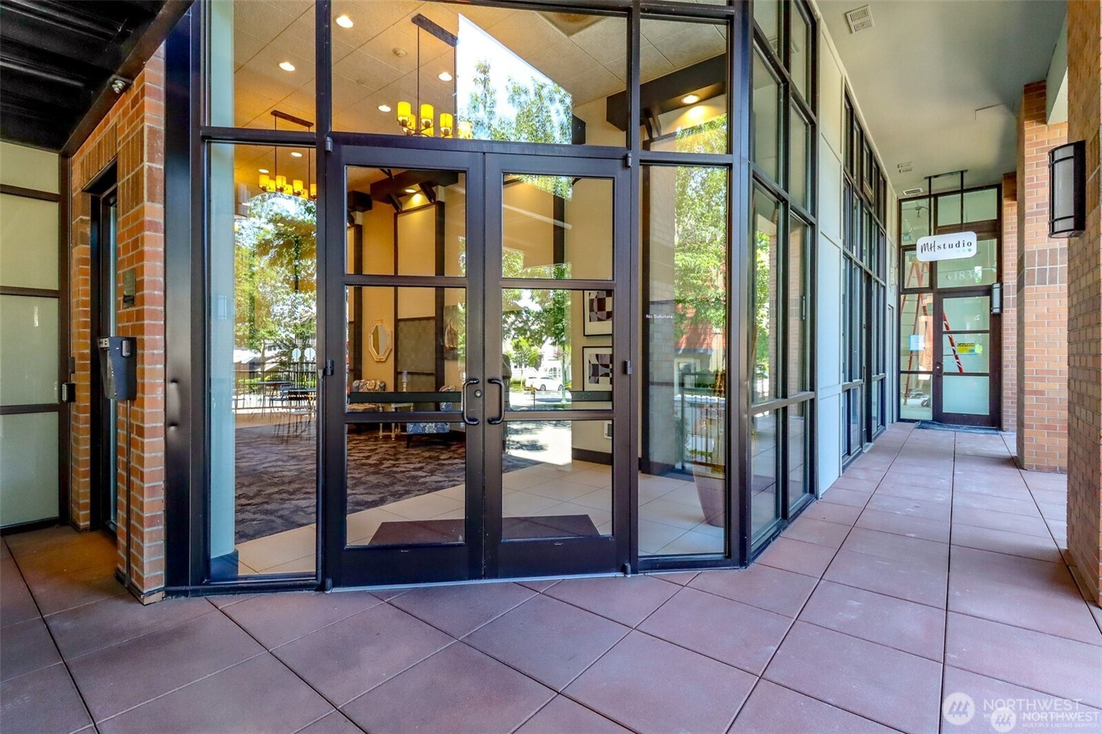 1840 25th Avenue NE #204, Issaquah, WA 98029