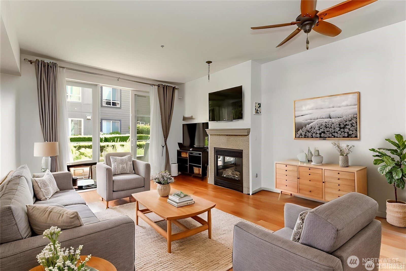 1840 25th Avenue NE #204, Issaquah, WA 98029