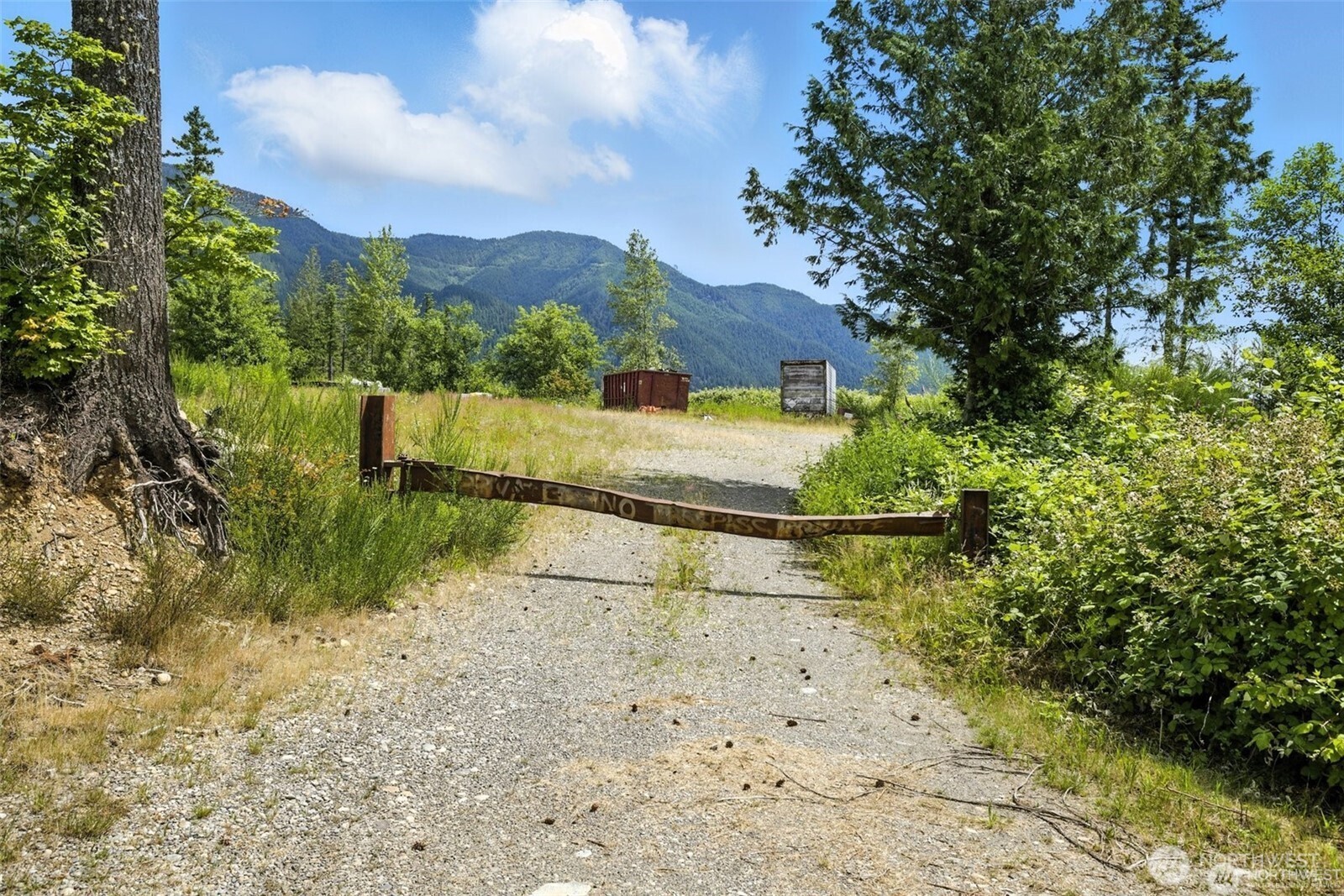 35022 SE 332nd Street , Ravensdale, WA 98051