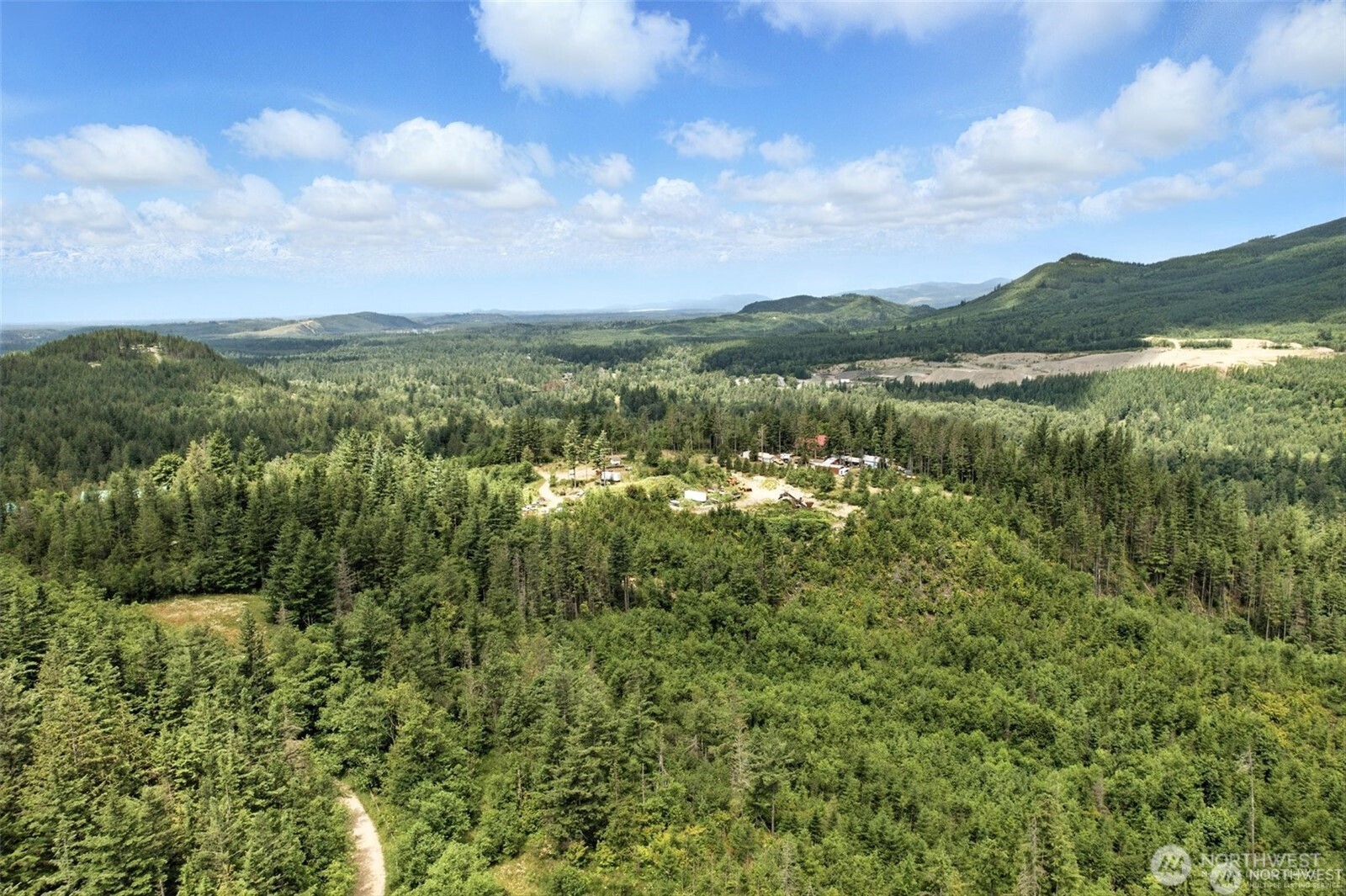 35022 SE 332nd Street , Ravensdale, WA 98051