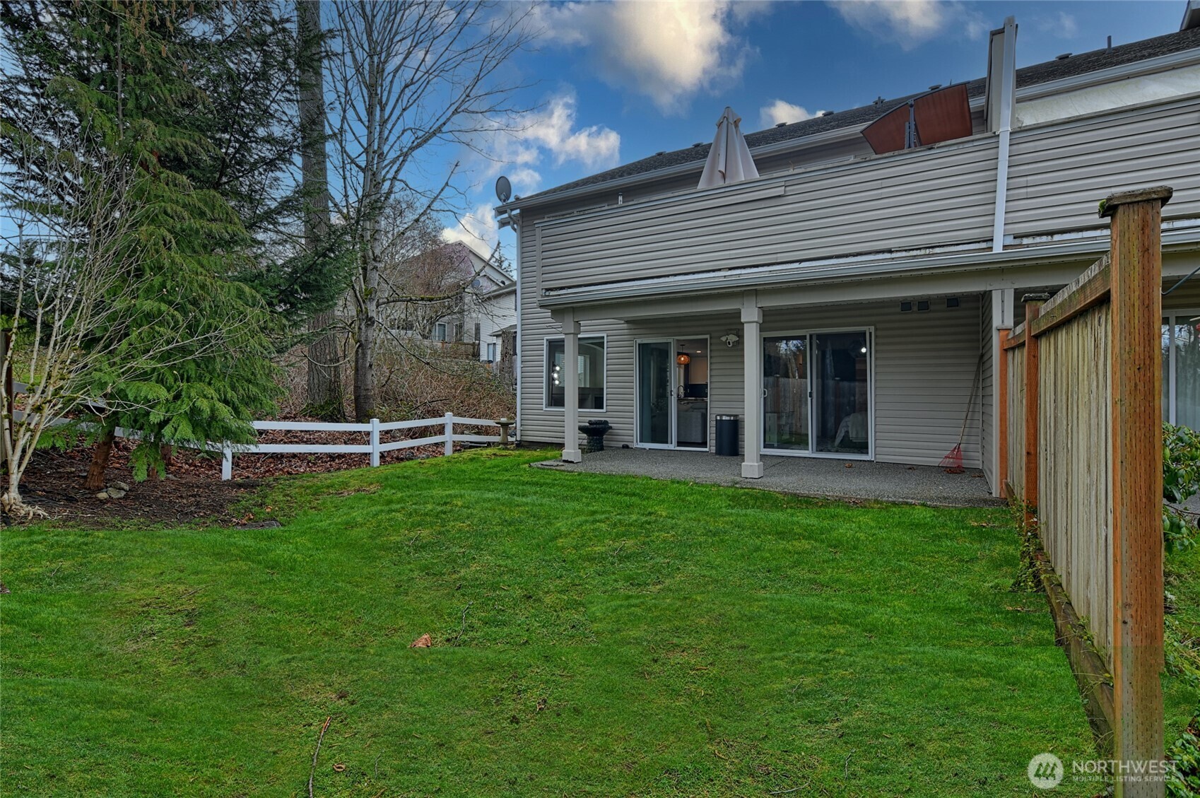 8833 1st Street NE #J-104, Lake Stevens, WA 98258