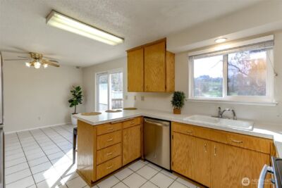 8520 Woodland Avenue E, Puyallup, WA 98371 - Photo 17