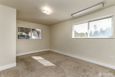 8520 Woodland Avenue E, Puyallup, WA 98371 - Photo 24