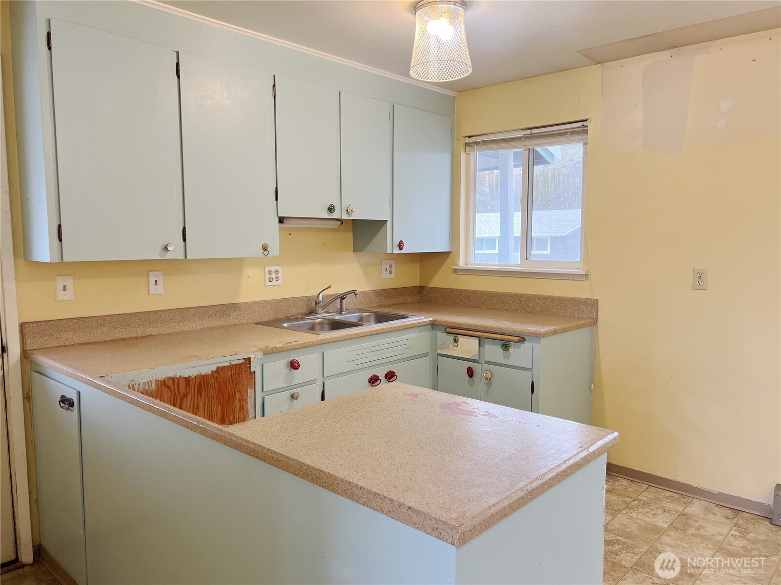 728 Sunrise Drive , Omak, WA 98841