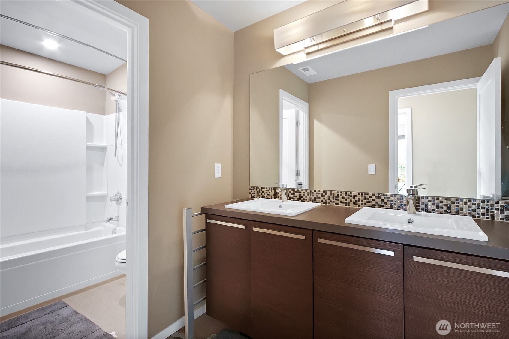 31524 11th Place SW, Federal Way, WA 98023