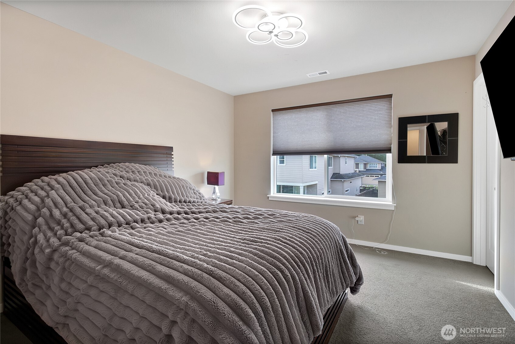 31524 11th Place SW, Federal Way, WA 98023