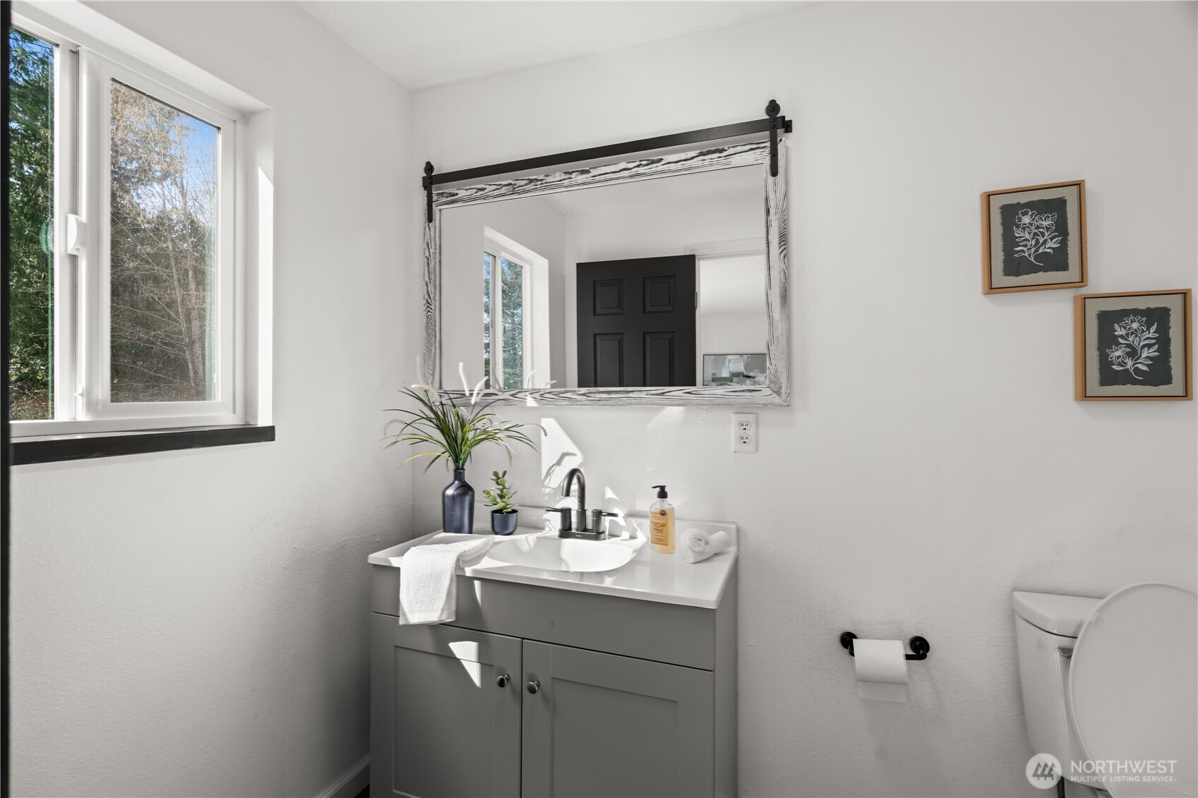 3333 Creek View Court SE, Port Orchard, WA 98366