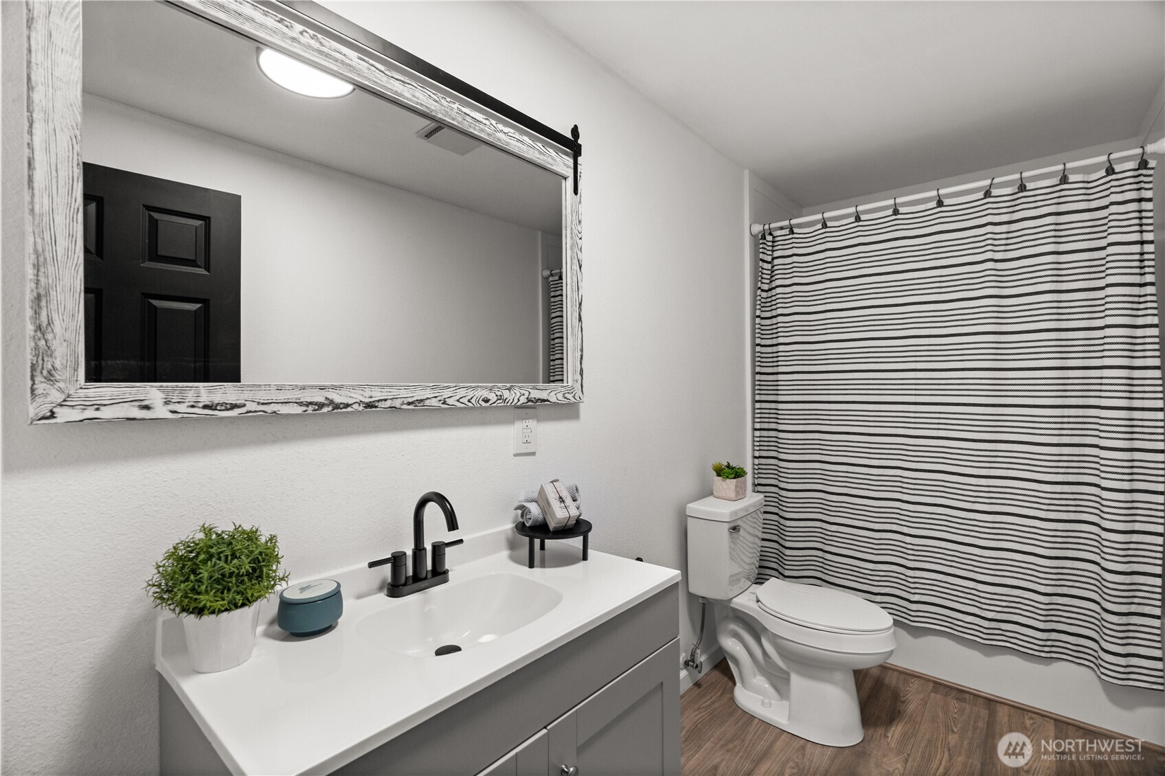 3333 Creek View Court SE, Port Orchard, WA 98366