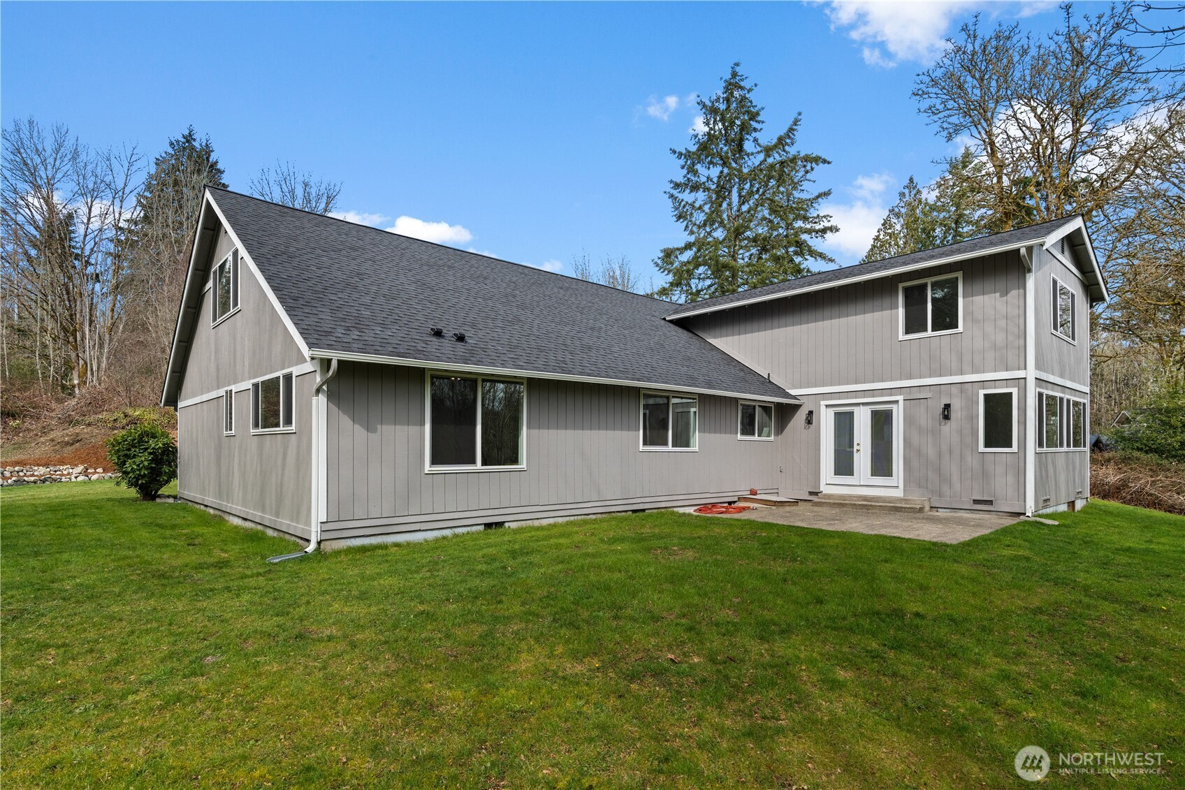 3333 Creek View Court SE, Port Orchard, WA 98366