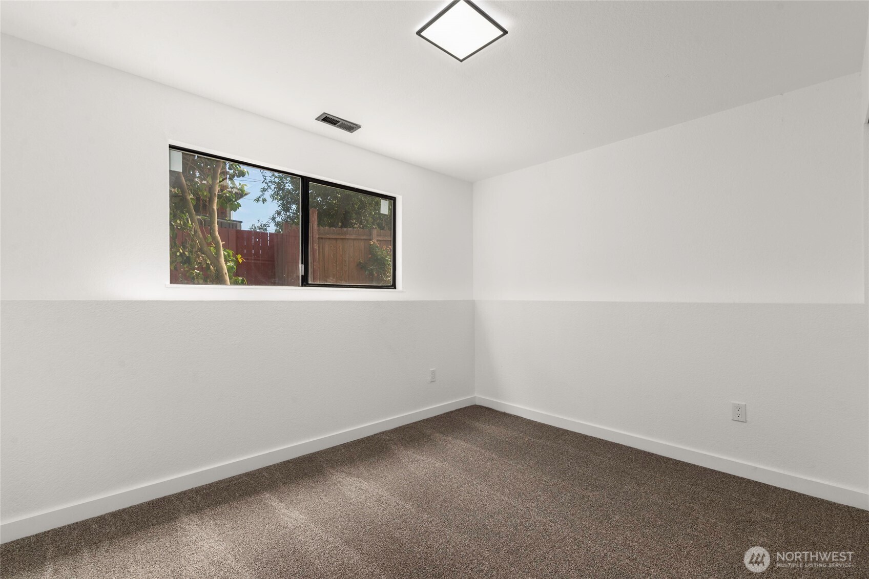 5348 N 47th Street , Tacoma, WA 98407