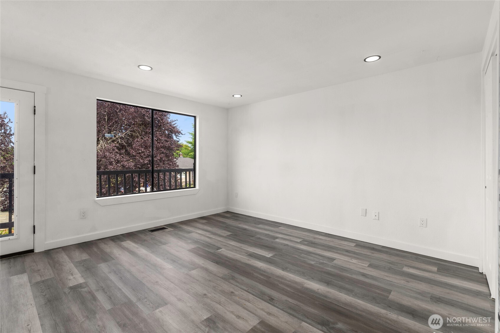 5348 N 47th Street , Tacoma, WA 98407