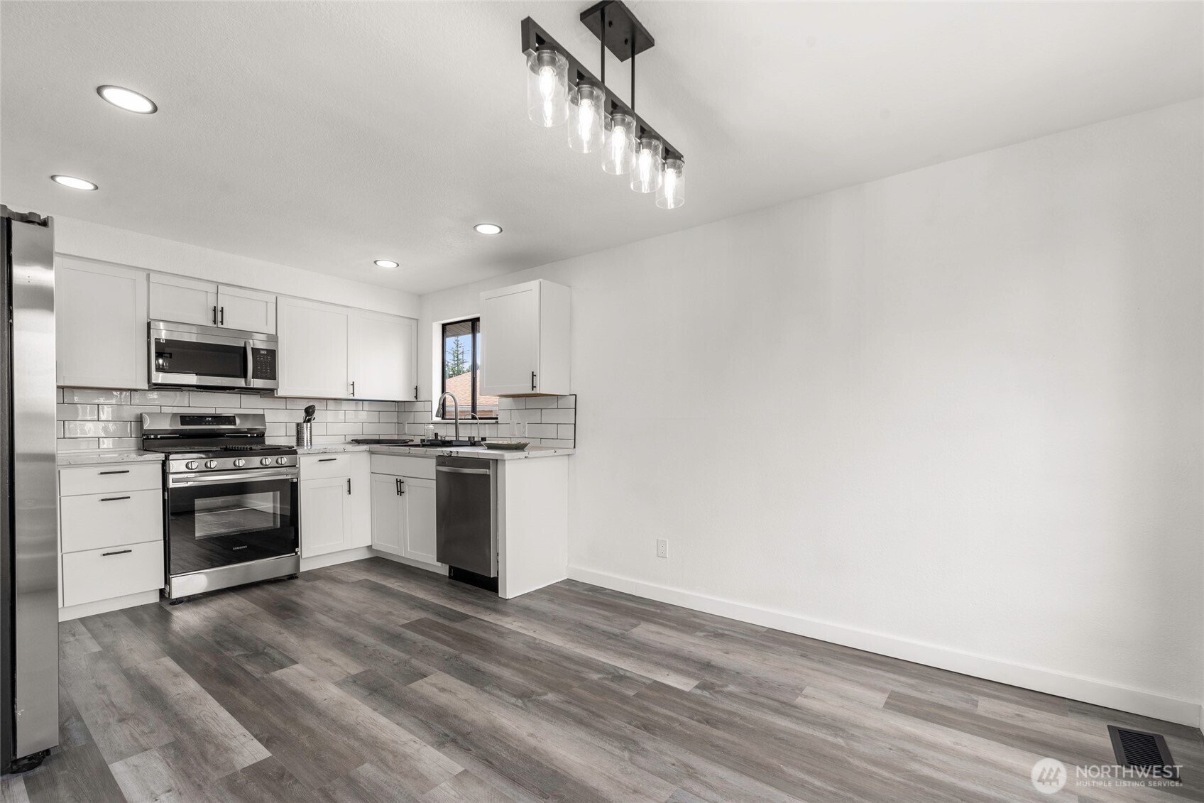 5348 N 47th Street , Tacoma, WA 98407