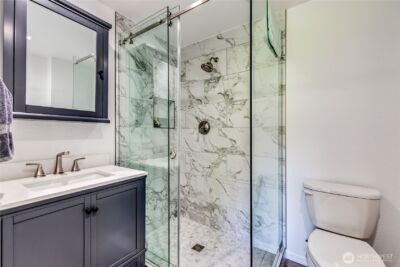 11185 Meadowlark Lane NE, Bainbridge Island, WA 98110 - Photo 15