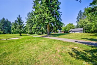 11185 Meadowlark Lane NE, Bainbridge Island, WA 98110 - Photo 22
