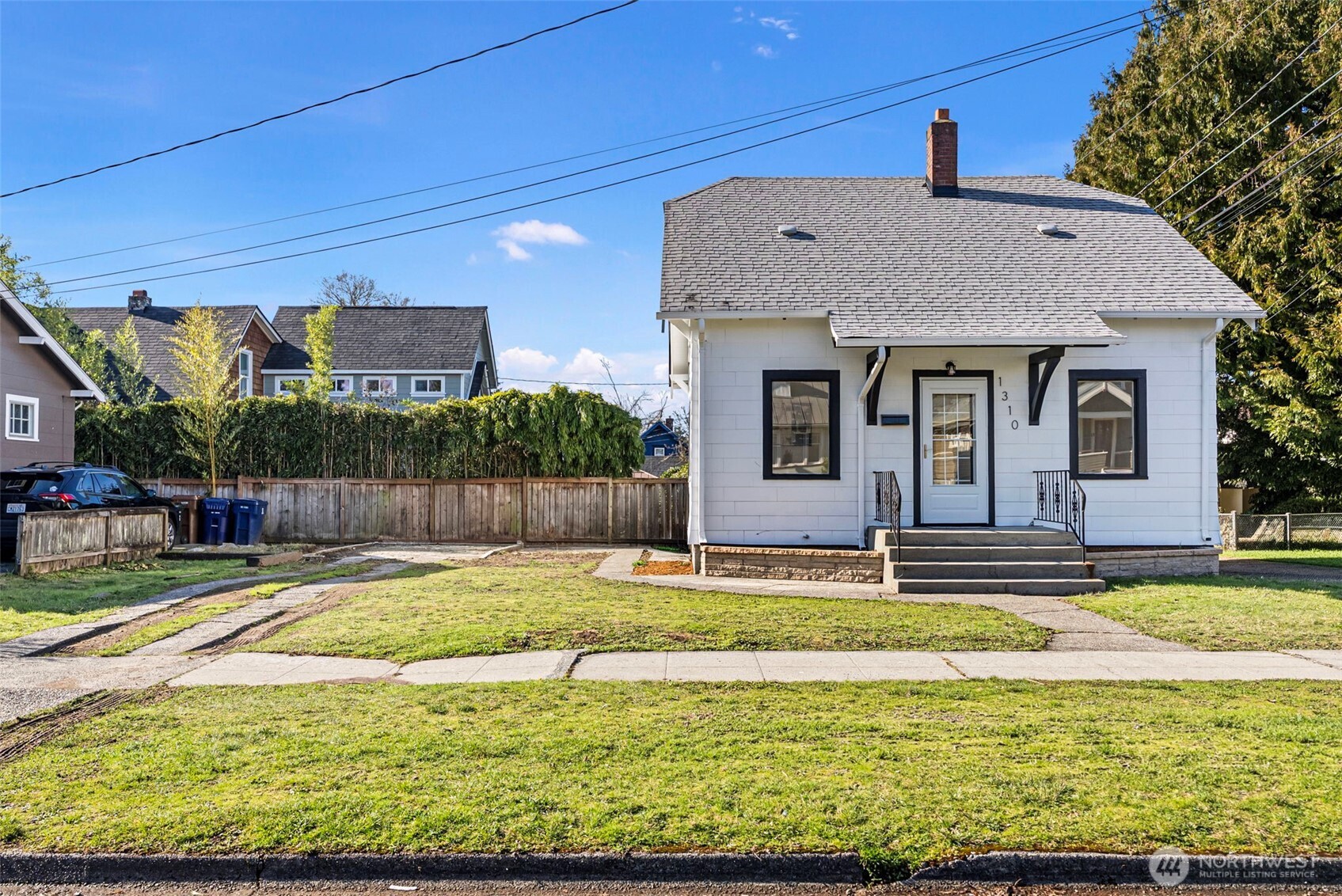 1310 S Pine Street , Tacoma, WA 98405-2473