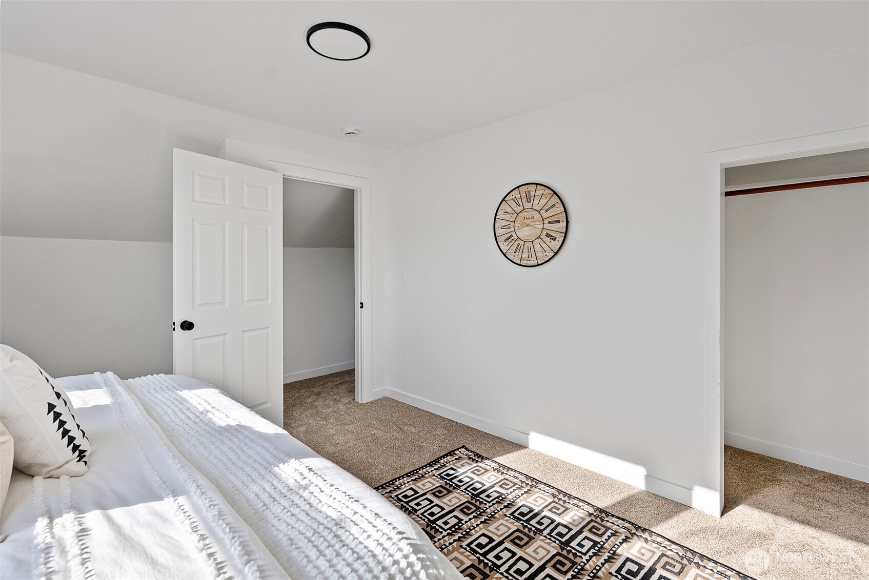 1310 S Pine Street , Tacoma, WA 98405-2473