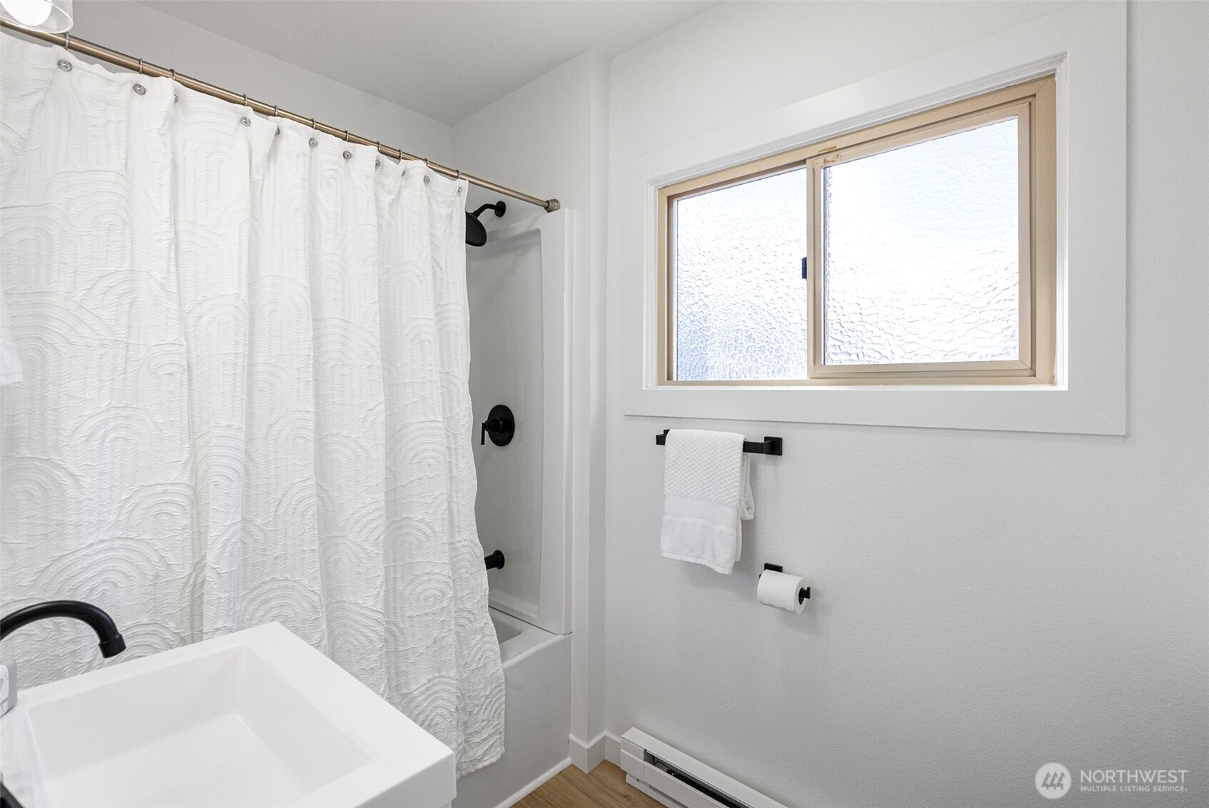 1310 S Pine Street , Tacoma, WA 98405-2473