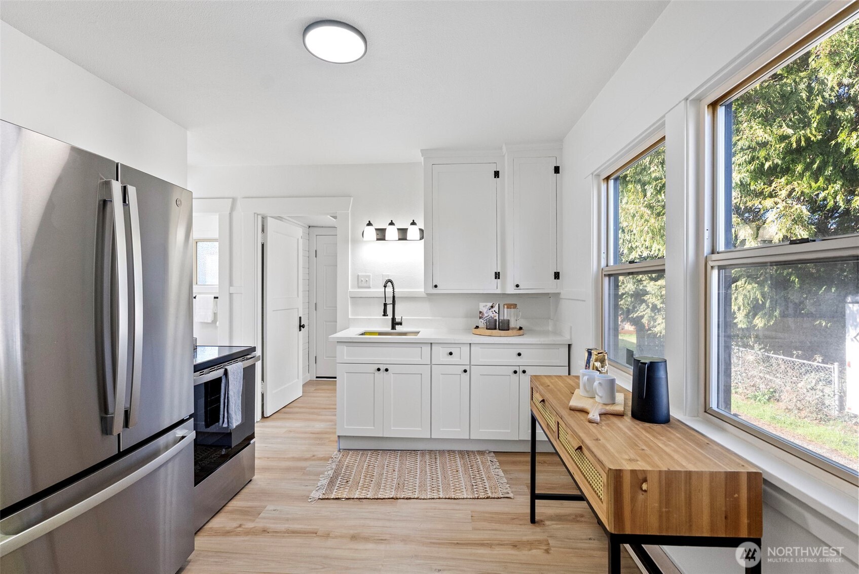 1310 S Pine Street , Tacoma, WA 98405-2473