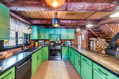 4711 Kachess Lake Rd , Easton, WA 98925 - Photo 11