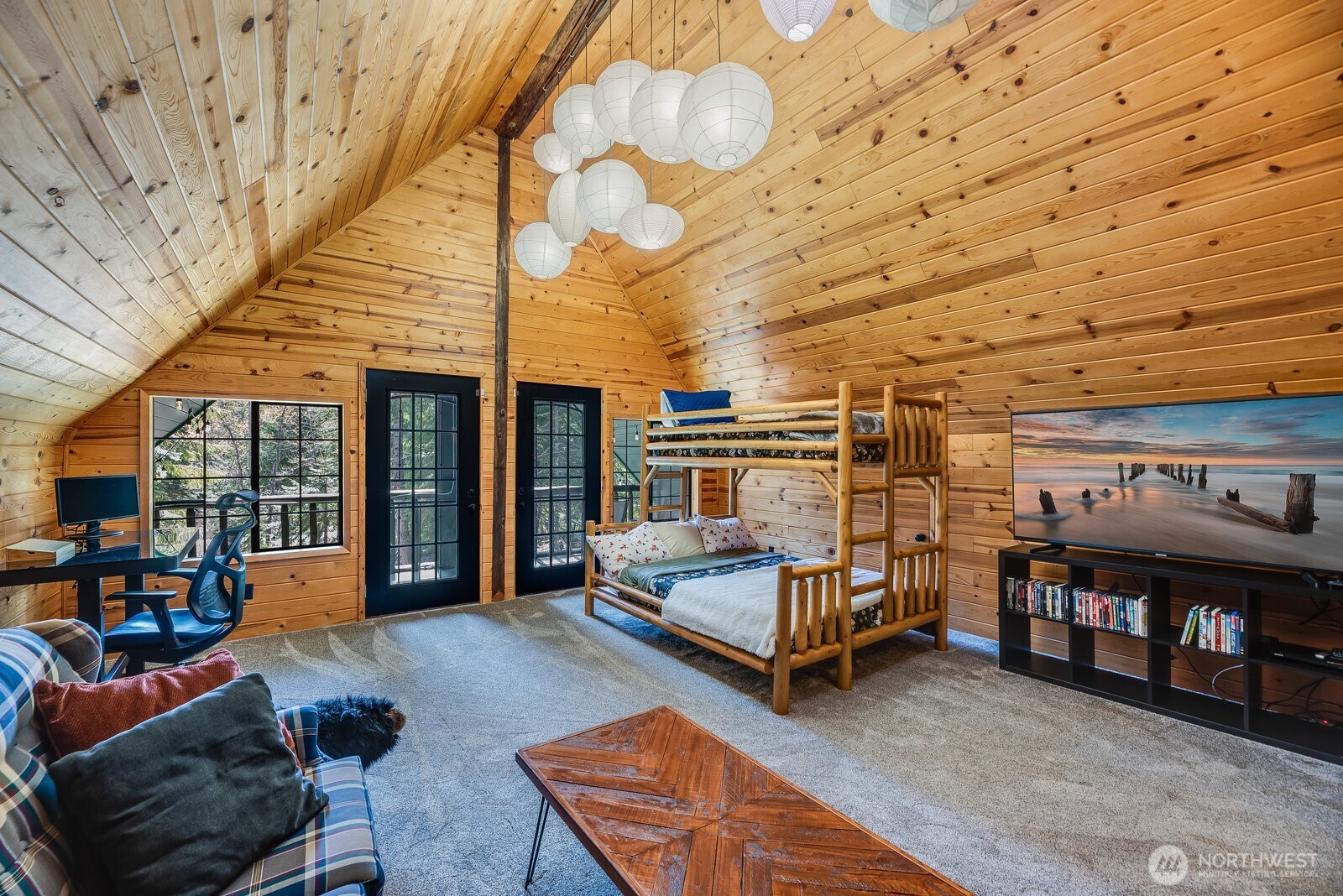 4711 Kachess Lake Rd , Easton, WA 98925