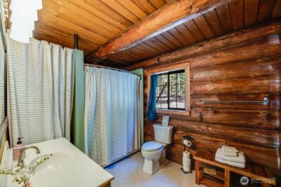 4711 Kachess Lake Rd , Easton, WA 98925 - Photo 22