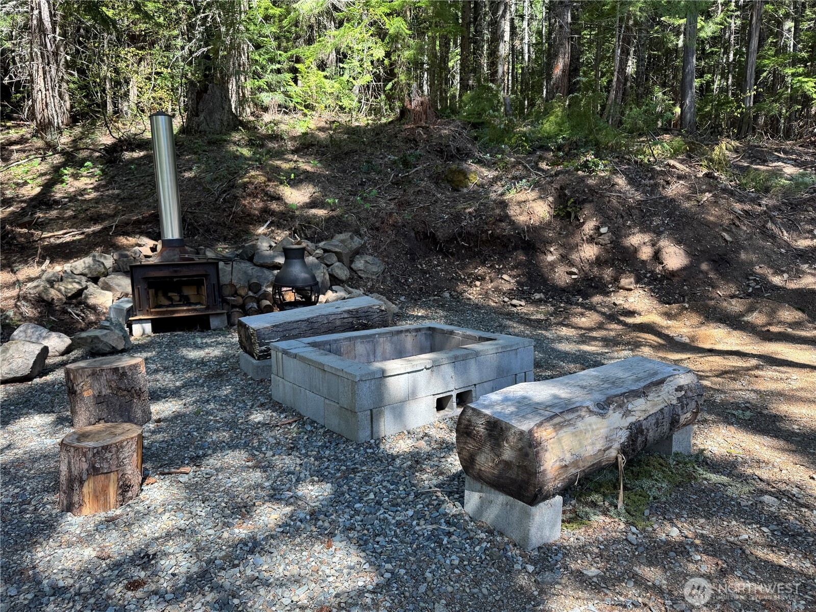 4711 Kachess Lake Rd , Easton, WA 98925