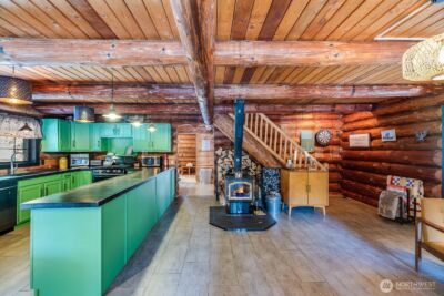 4711 Kachess Lake Rd , Easton, WA 98925 - Photo 8