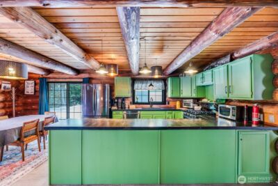 4711 Kachess Lake Rd , Easton, WA 98925 - Photo 9